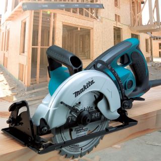 Sierra circular de transmisión 7-1/4 Pulg 1800W 5477NB Makita