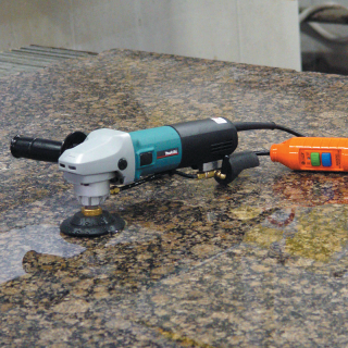 Pulidora 5 Pulg 900W VV PW5001 Makita