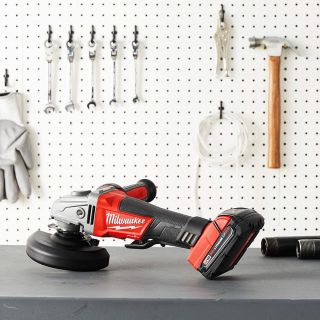Miniesmeriladora angular M18 FUEL™ de 4-1/2 Pulg 2880-20 Milwaukee